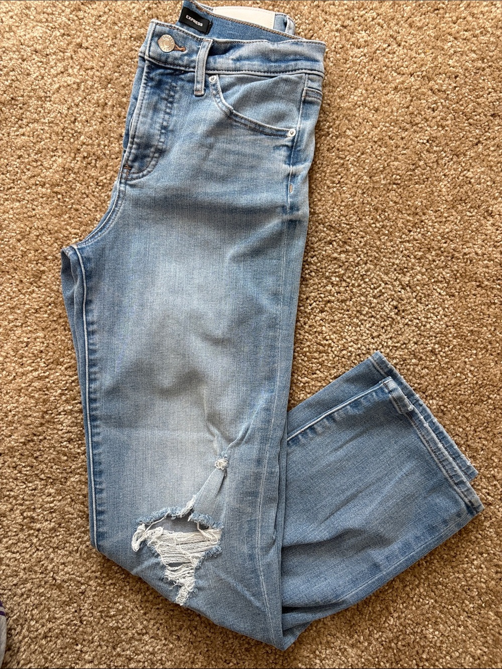 Express cropped Women's straight ankle Distressed Jeans size 2